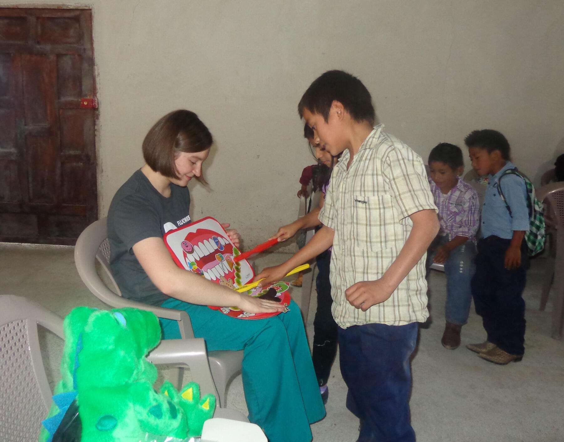 Lyubov Slashcheva visited villages surrounding Gracias, Honduras in December to provide dental hygiene education to the residents.