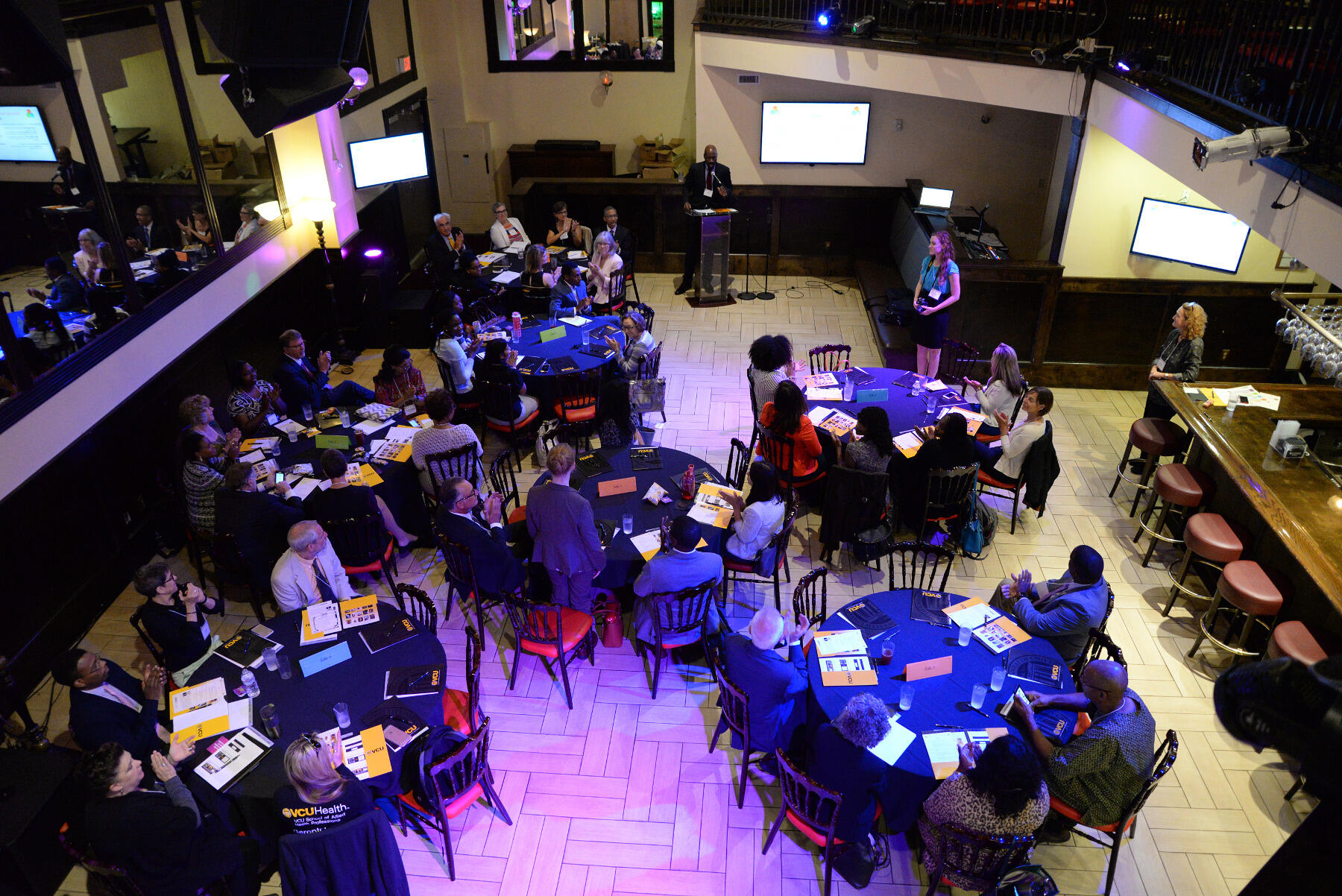 Faculty, post-doctoral fellows and visiting scholars taking part in iCubed's five transdisciplinary teams focused on challenges facing Richmond and other urban communities gathered at a kick-off event Friday.
