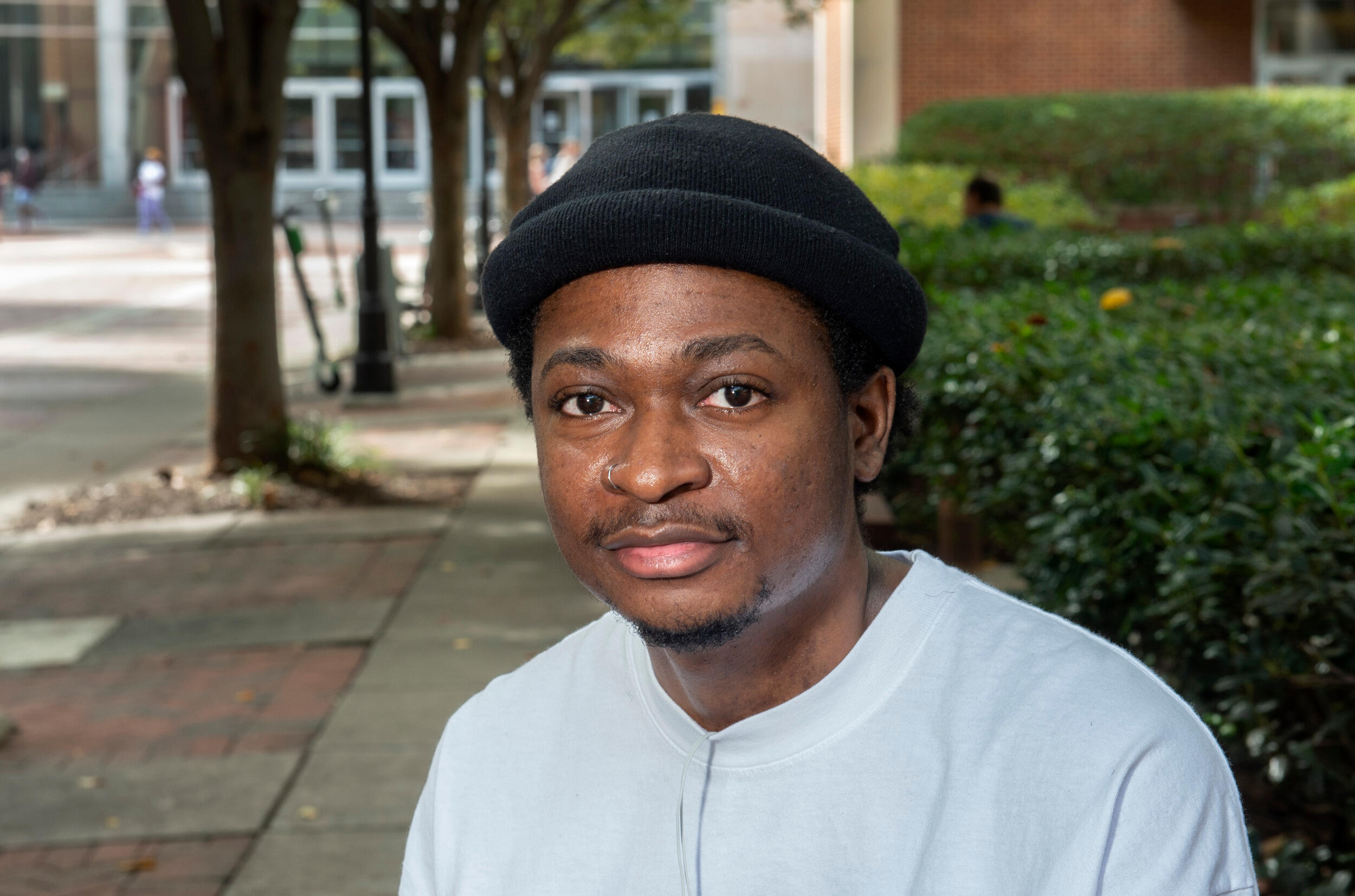Portrait of a man in a hat.