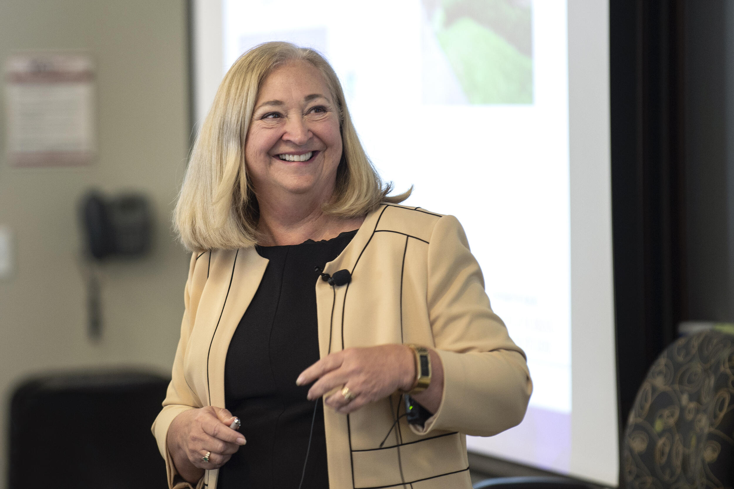 Cindy Munro, Ph.D., talks about the value of nursing research. (Photo by Kevin Morley, University Relations)