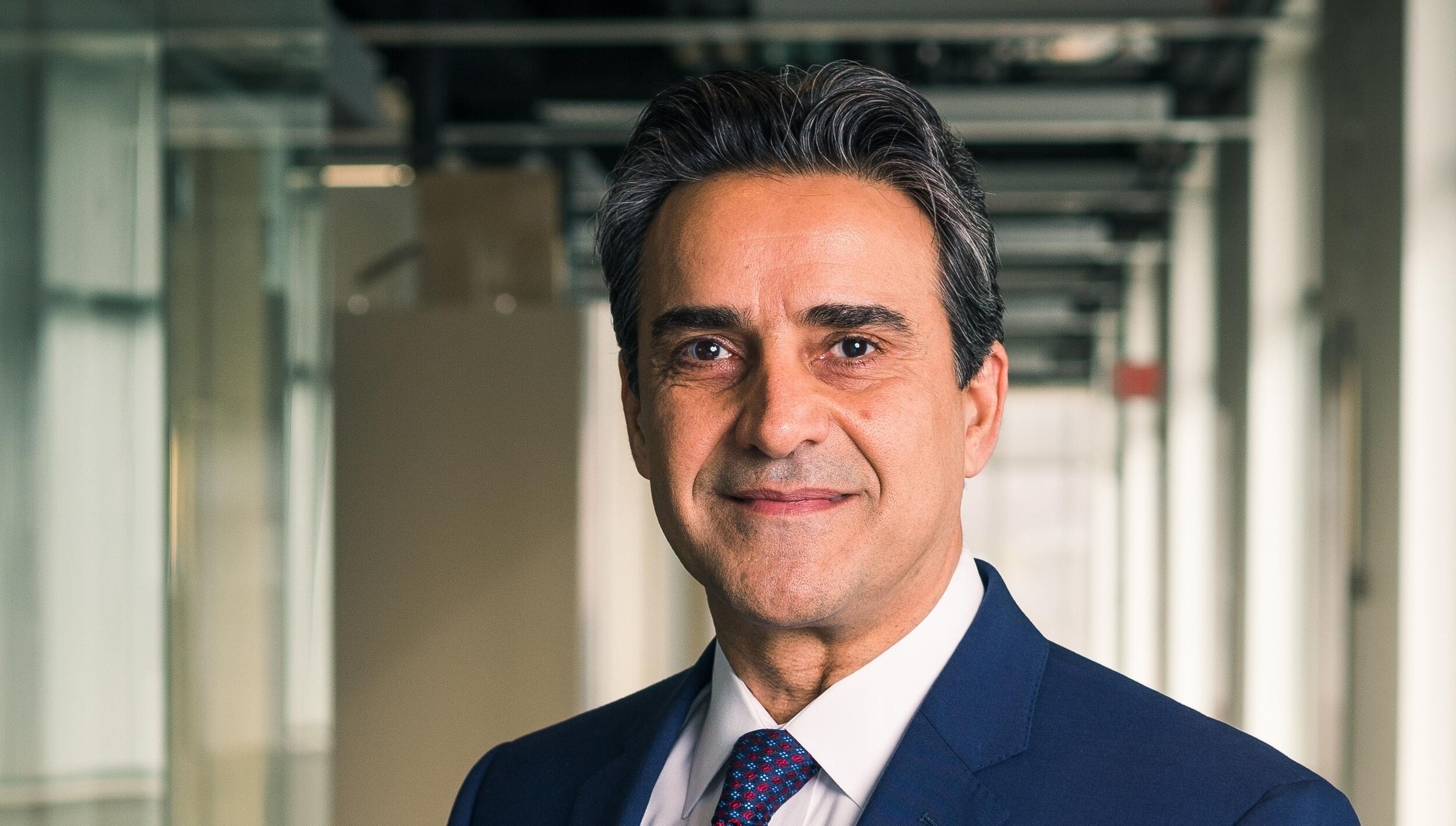 Head shot portrait of Azim Eskandarian.