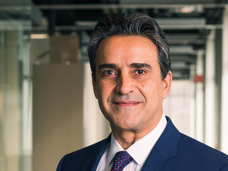 Head shot portrait of Azim Eskandarian.