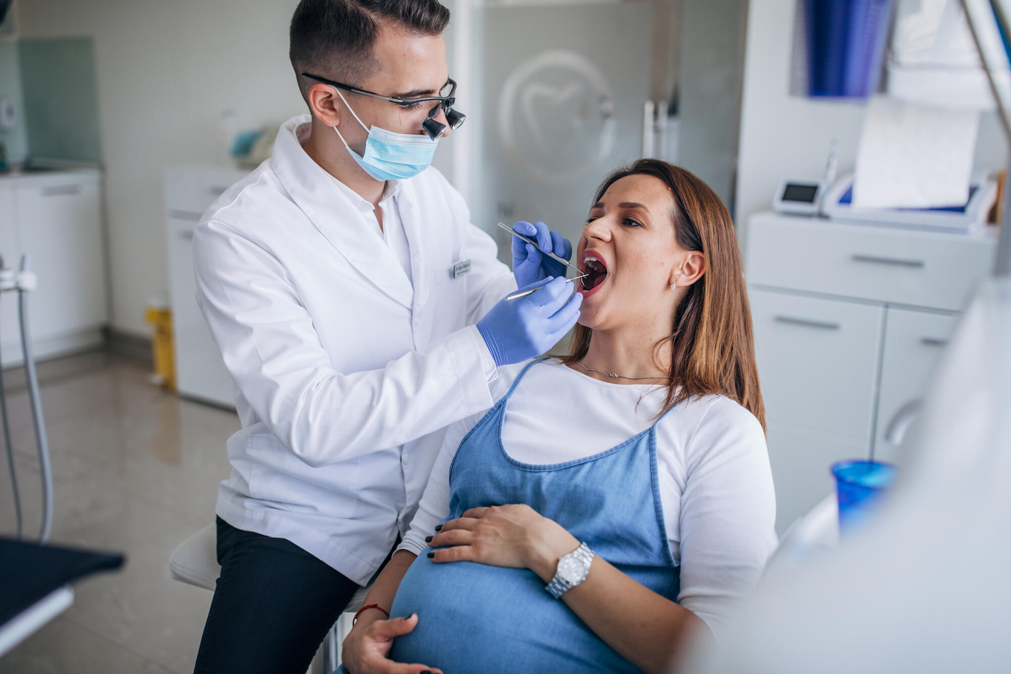 pregnant woman at the dentist