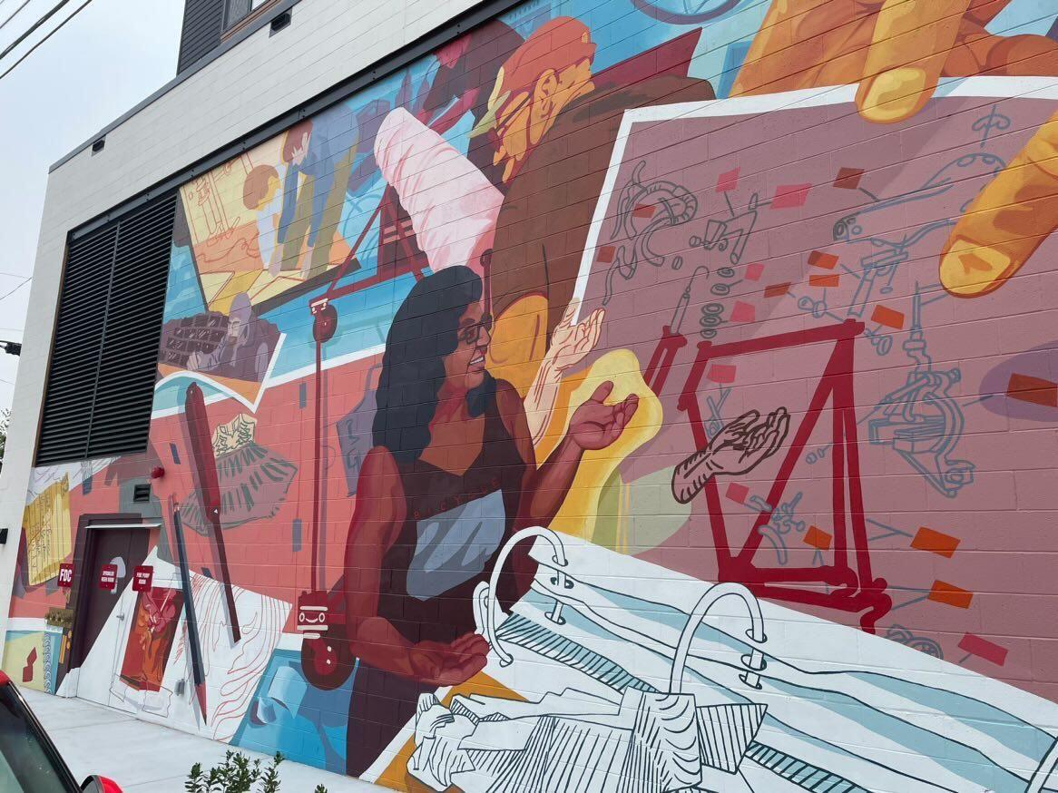 A photo of a mural paitned on a building 