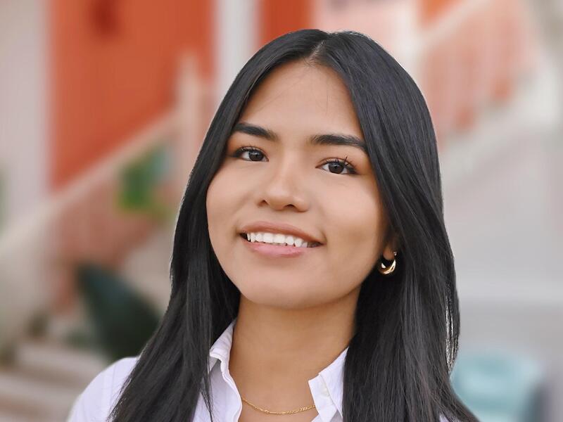 Stephanie Villanueva-Villar