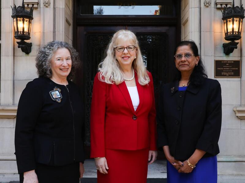 A photo of three women.