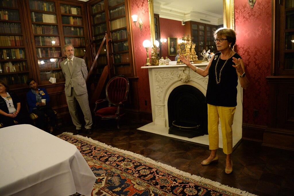 Carol Hampton, a retired School of Medicine faculty member and former Friends of VCU Libraries board chair, praised the opening of the facility, named in honor of the Women in Science, Dentistry and Medicine organization.