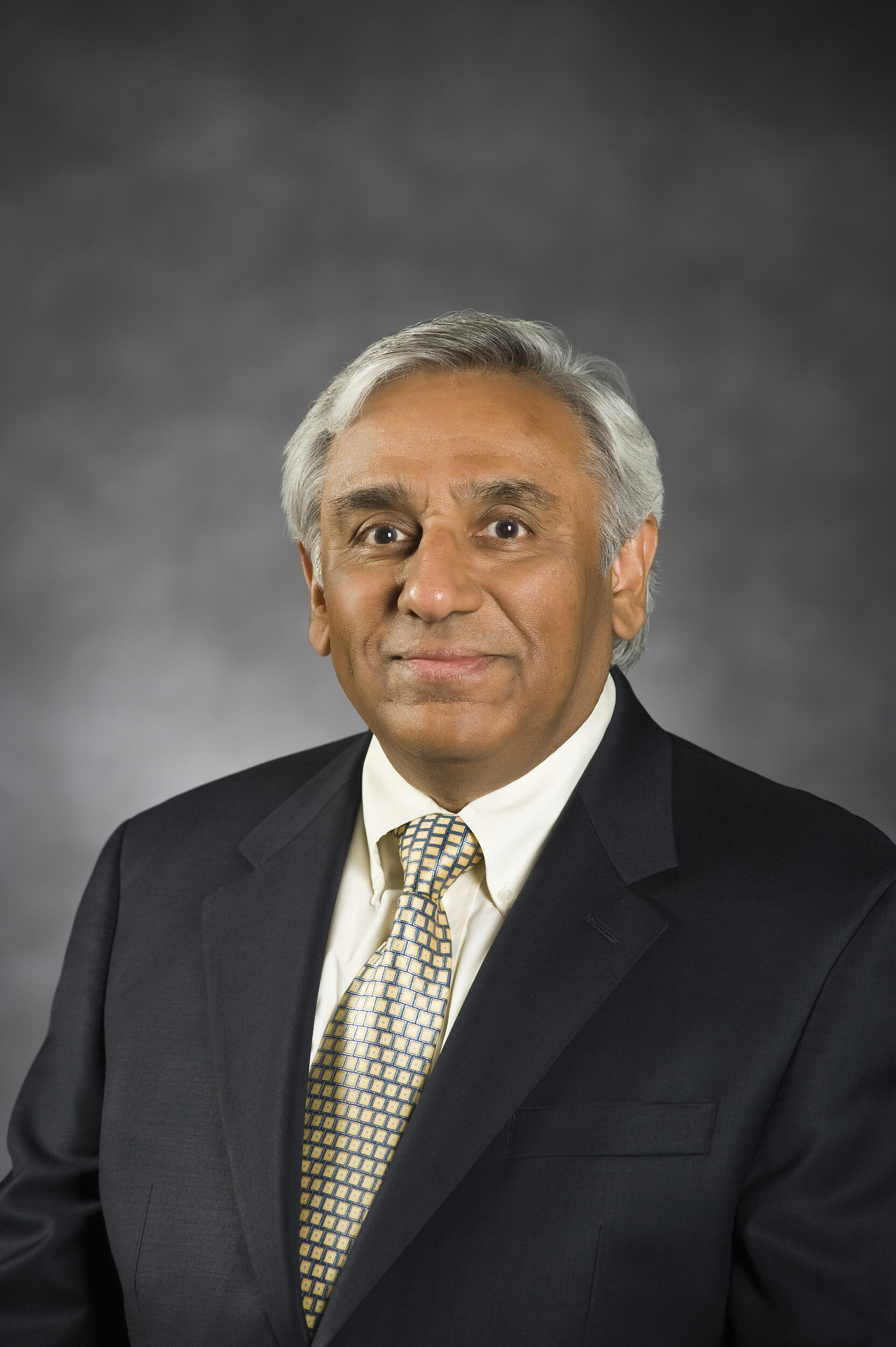 A portrait of Shiv Khanna, Ph.D. 