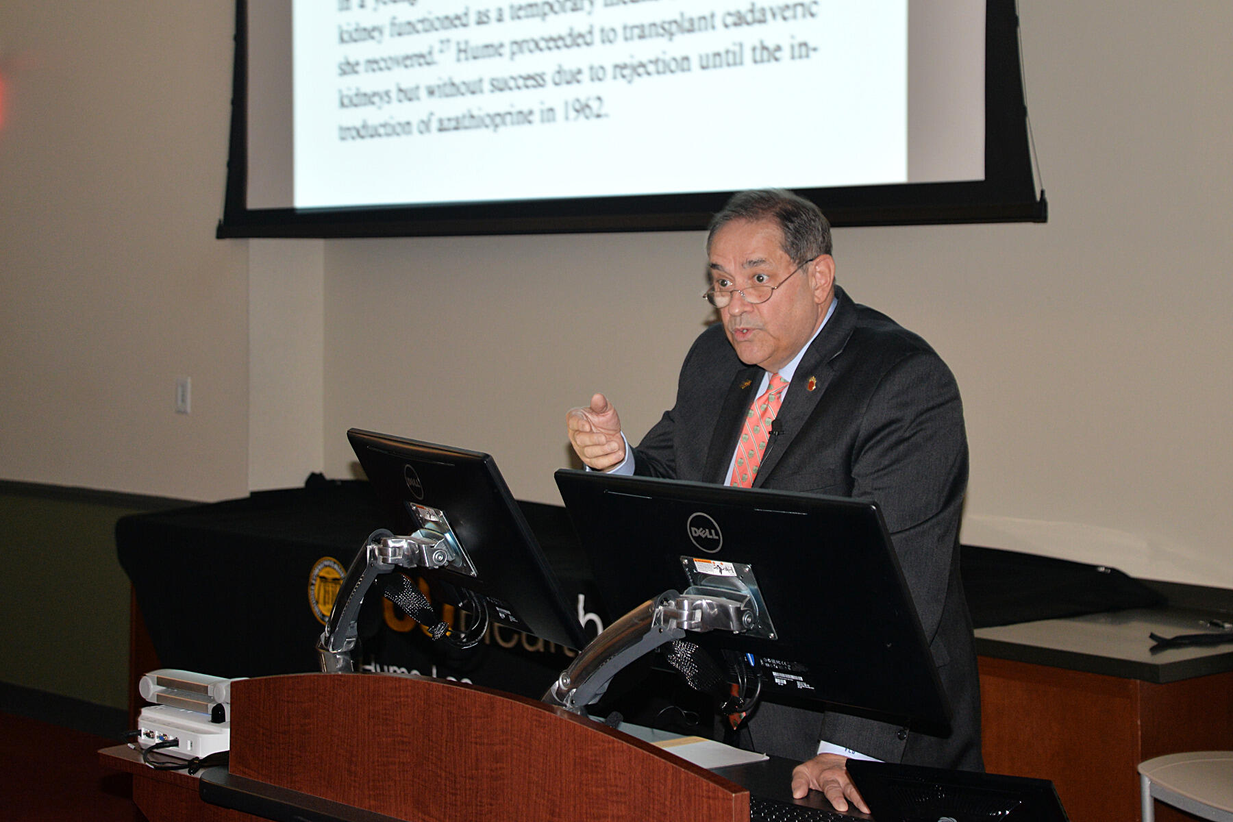 Francis Delmonico speaks with attendees Dec. 2 as part of the VCU Health Hume-Lee Transplant Center’s 60th anniversary.