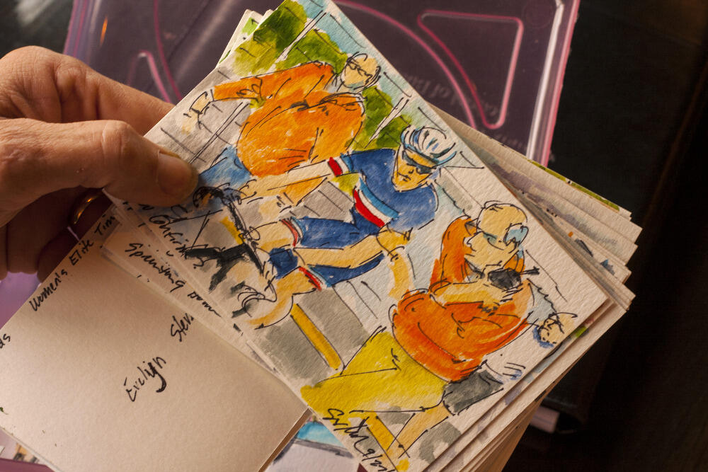 Alumnus Greig Leach captures moments from major cycling competitions around the world through his paintings.<br>
Photos by Ahmed Asraf