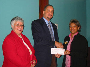 From left: Cheryl Melton, director of VCU's Career Center, George Whitted, human resources administrator for Northrop Grumman Newport News and Monyette Martin, assistant director of VCU's Career Center and liaison to the School of Engineering.

Photo by Malorie Janis, University News Services