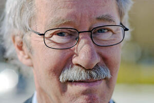 VCU’s School of Pharmacy is honoring Swedish scientist Lars Borgström with the 2008 Charles G. Thiel Award for his efforts involved in respiratory drug delivery research.