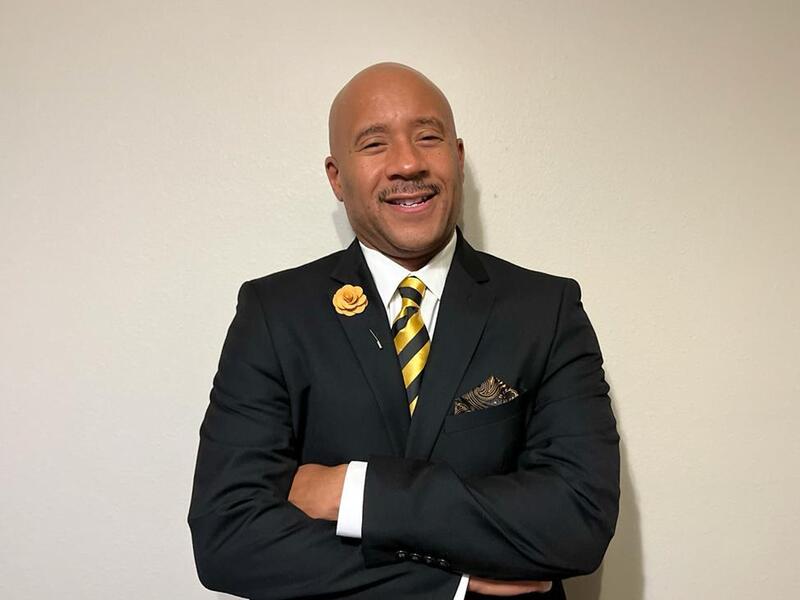 A portrait of Aaron J. Hart