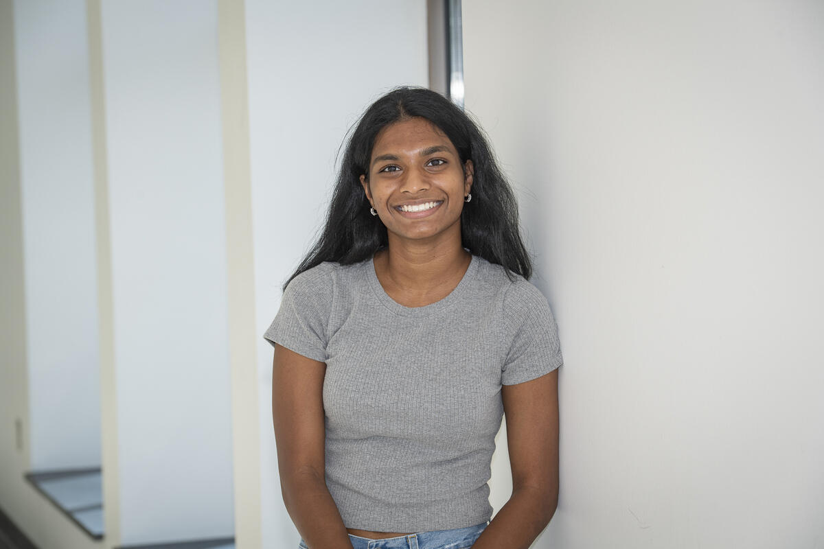 A portrait of Rhea Tammireddi.