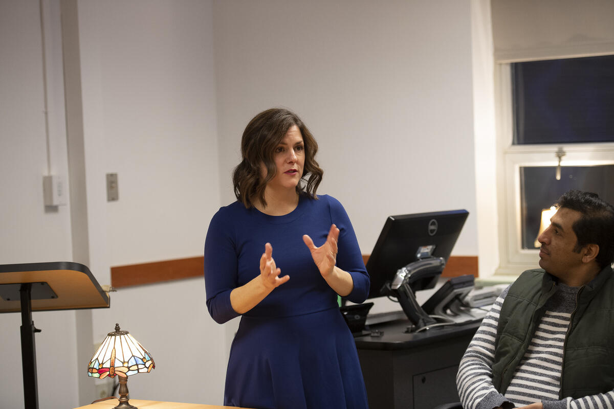 Mary Caton Lingold speaking in a classroom.